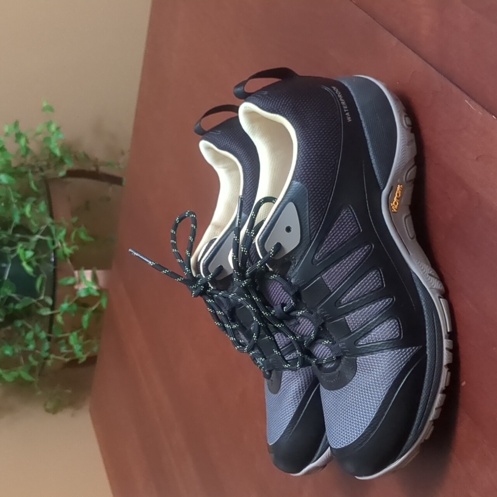 New Dansko Phylicia Waterproof Black Slip Resistant H… Gem